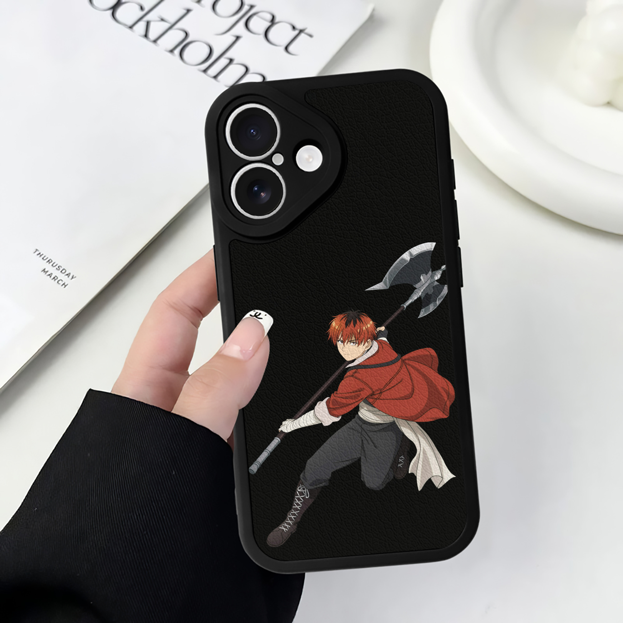 （画像用） 葬送のフリーレン Frieren 【iPhone 16シリーズ対応】シリコンスマホケース（レザー調） 材質：シリコン